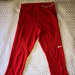 Nike Pro Leggings Red